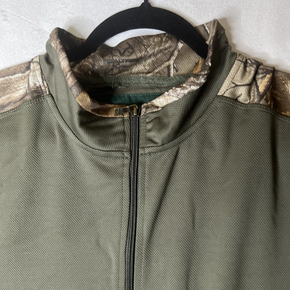 Men's Hunting Shirt REALTREE Polyester 1/4 Zip Long Sleeve Olive With Camo - Image 4 of 4