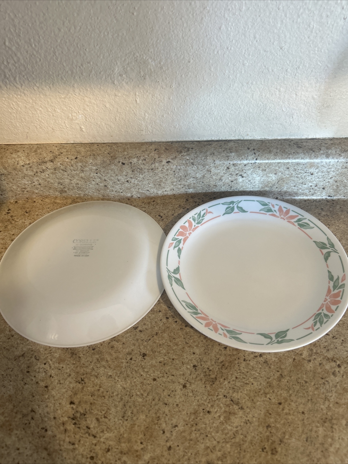 2 Pc Corelle ISLAND BREEZE Peach Flower Green Leaf  8 1/2” Luncheon PLATES