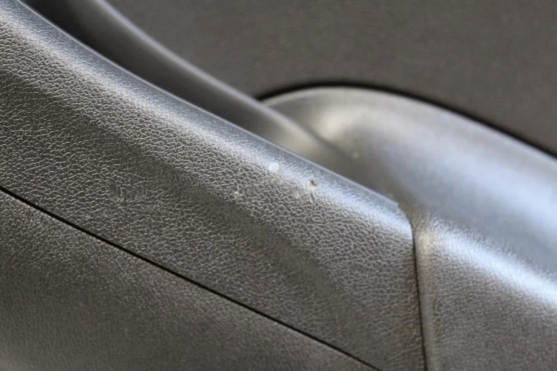 Chevrolet Volt 2016 2017 2018 2019 panel de moldura de puerta trasera derecha 4aa negro 84091150 Foto 4 de 4