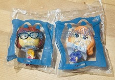 McDonald  s Scooby Doo Velma and Daphne Toys - set of 2