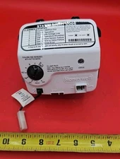 Honeywell Water Heater Gas Control Valve WV8840C1404 (SHIPS FAST)