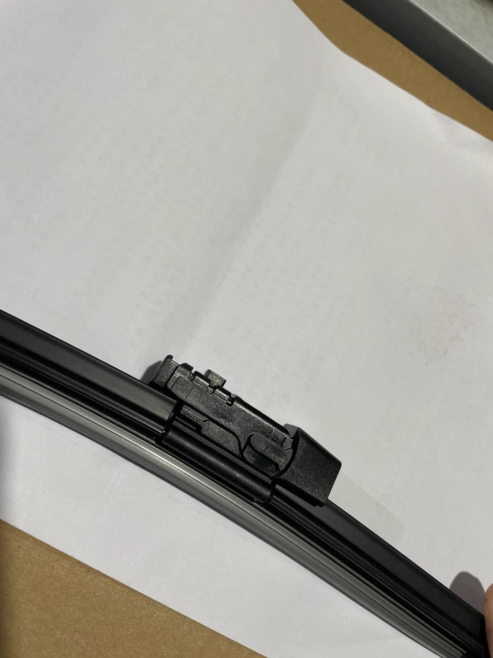 NUEVO PAR DE LIMPIAPARABRISAS DELANTERO PARA BMW X3 X3M IX3 G01 F97 G08 18-24 Foto 2 de 4