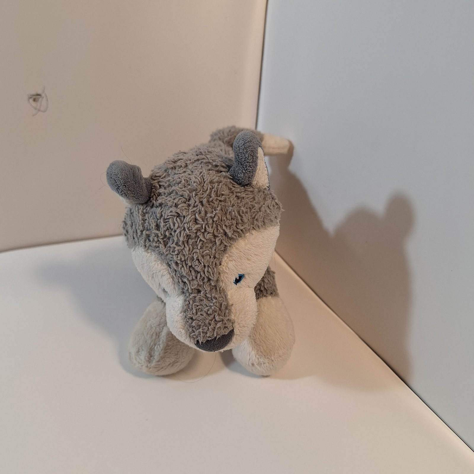 Carters Husky Plush Wolf Gray White Sitting Lovey Soft Toy Arctic Animal 9”