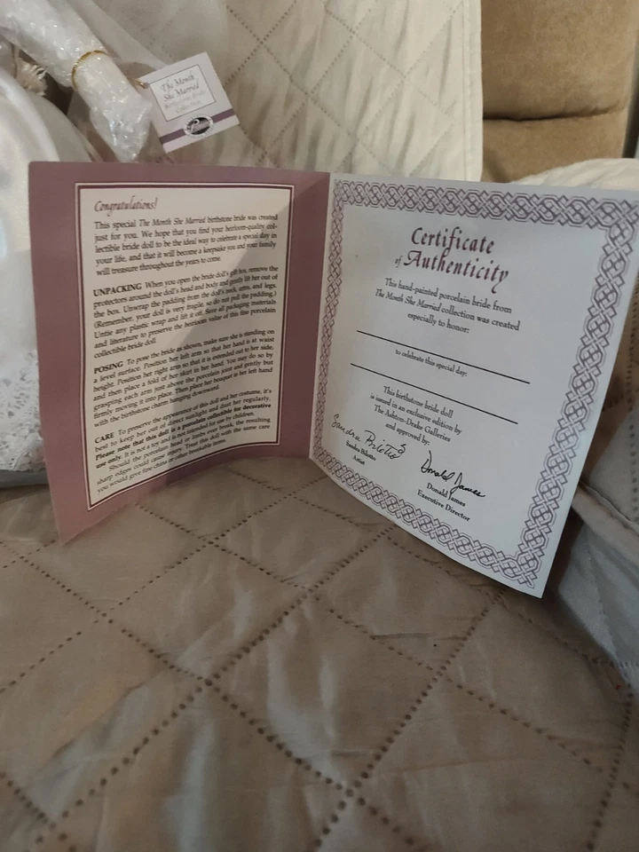 Фарфоровая кукла невесты Ashton Drake The Month She Married от Sandra Bilotto - Изображение 3 из 4