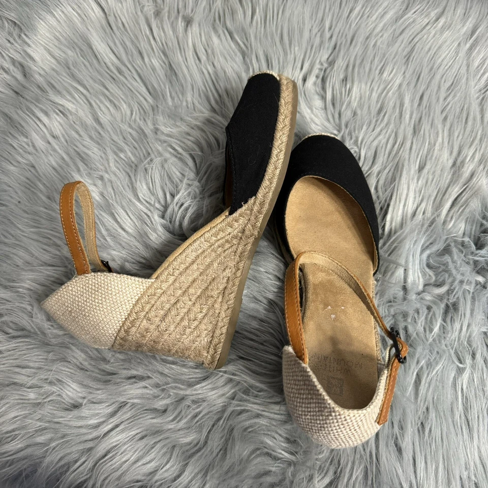 NEW White Mountain Shoes Women’s Size 8.5 Wedge Canvas Rattan Mumba Pumps Black - Image 3 of 4