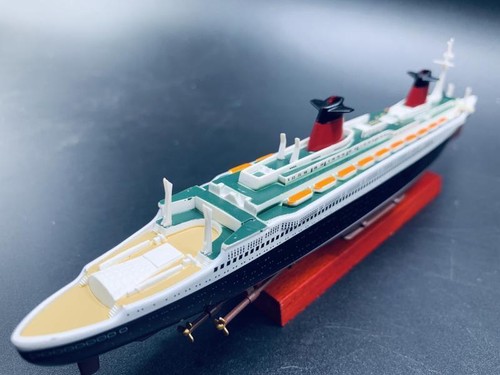1/1250 France cruise ship model - Picture 11 of 14