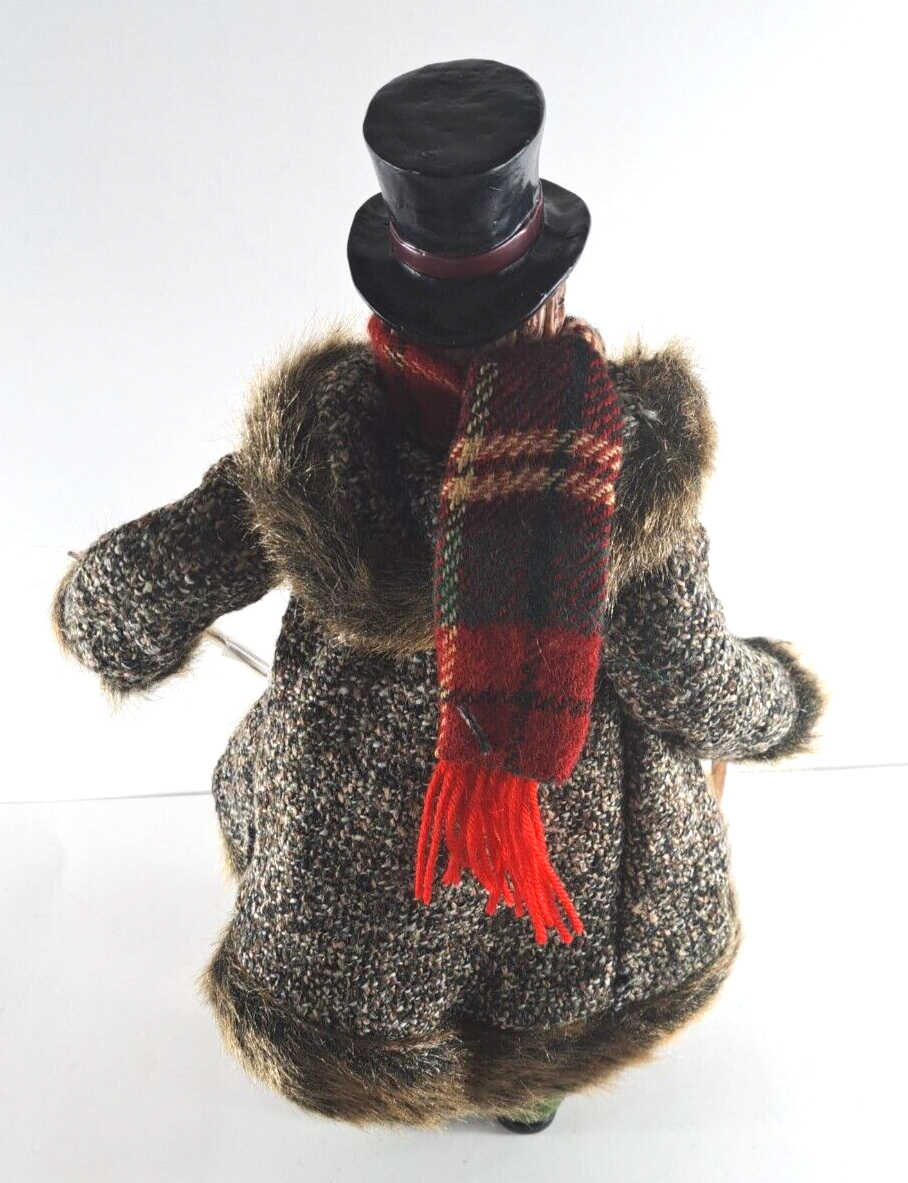 Christmas Caroler Figure Valerie Parr Hill Dickens Man QVC Clothed Large 15.5" eBay