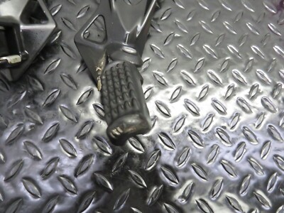 05 06 KAWASAKI NINJA ZX 636 ZX 6R OEM REAR PASSENGER PEGS