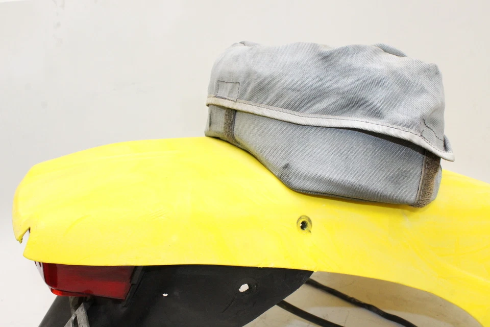 Husaberg Fe350 Te350 1996 guardabarros trasero capó carenado soporte de luz de freno OEM Foto 3 de 4