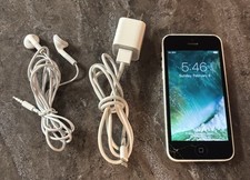 Apple iPhone 5c A1532- 8 GB - White No SIM Cracked Screen W/ Headphone Charger