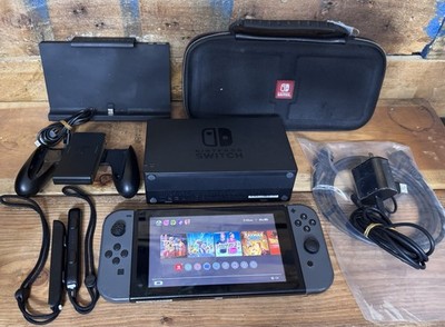 Nintendo Switch Hac (001) -01 Bundle W/ Extras Case Controllers Power Bank Read