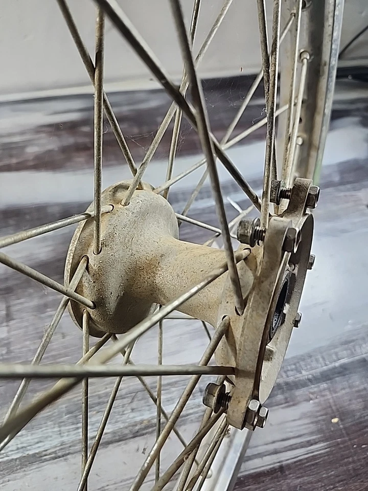 Honda CR125R 2002 rueda delantera 44650-KZ4-J41 21"x1,60" Foto 3 de 4