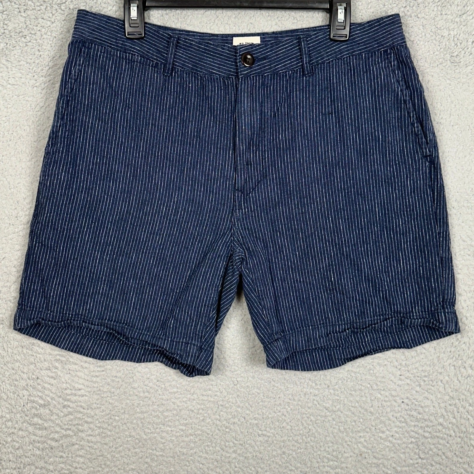 Flint Tinder Linen Blend Shorts Men 34 Navy Blue Pinstripe Flat Front Pocket EUC