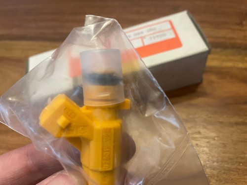 Renault Laguna Avantime Clio V6 NEW GENUINE fuel injector 9635884280 4C5 - Picture 4 of 6