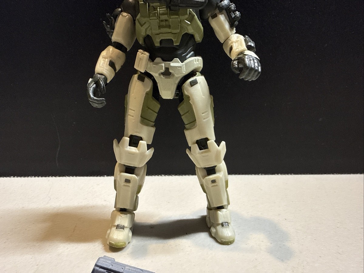 World of Halo Infinite Mantis Spartan Eva Pilot 4