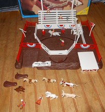 FARM COUNTRY Playset Ranch Country Action RODEO Set ERTL