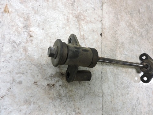 04 Suzuki VZ1600 K Vz 1600 Marauder Motor Montajes Soportes - Imagen 3 de 3