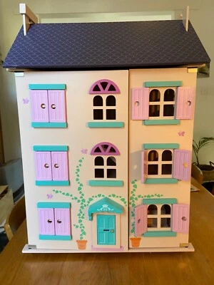 saint germaine doll house