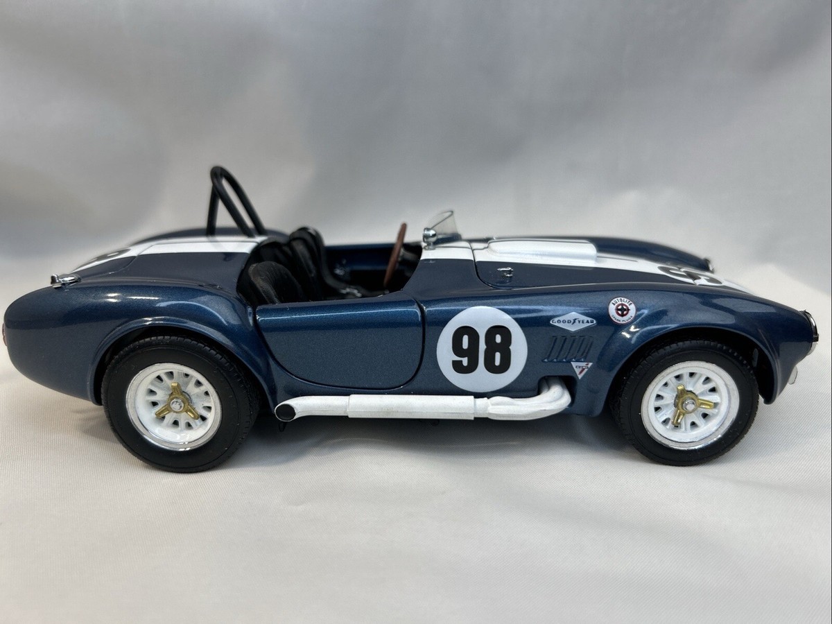 REVELL ダイキャストカー　シェルビー・コブラ Revell 1988 die cast, #98 blue Shelby Cobra BEAUTIFUL & PERFECT