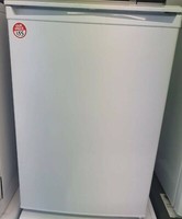 Brand new essentials undercounter fridge with icebox