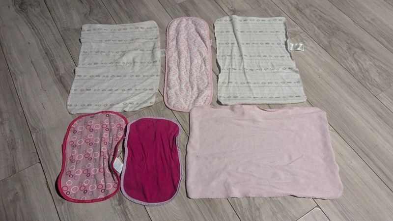 LOTS OF BABY WASHCLOTHS OR BURBING TOWELS