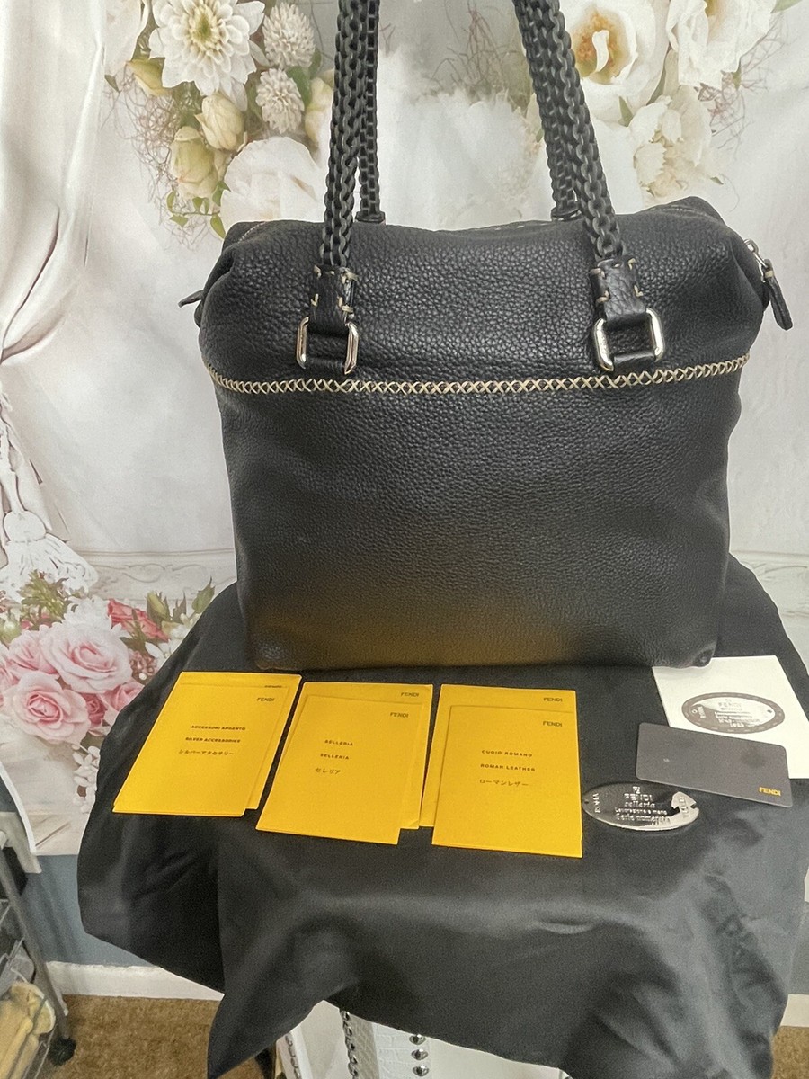 FENDI selleria レザー ハンドバッグ 黒 Fendi Selleria Black Pebbled Leather Bag Authentic Mint Condition