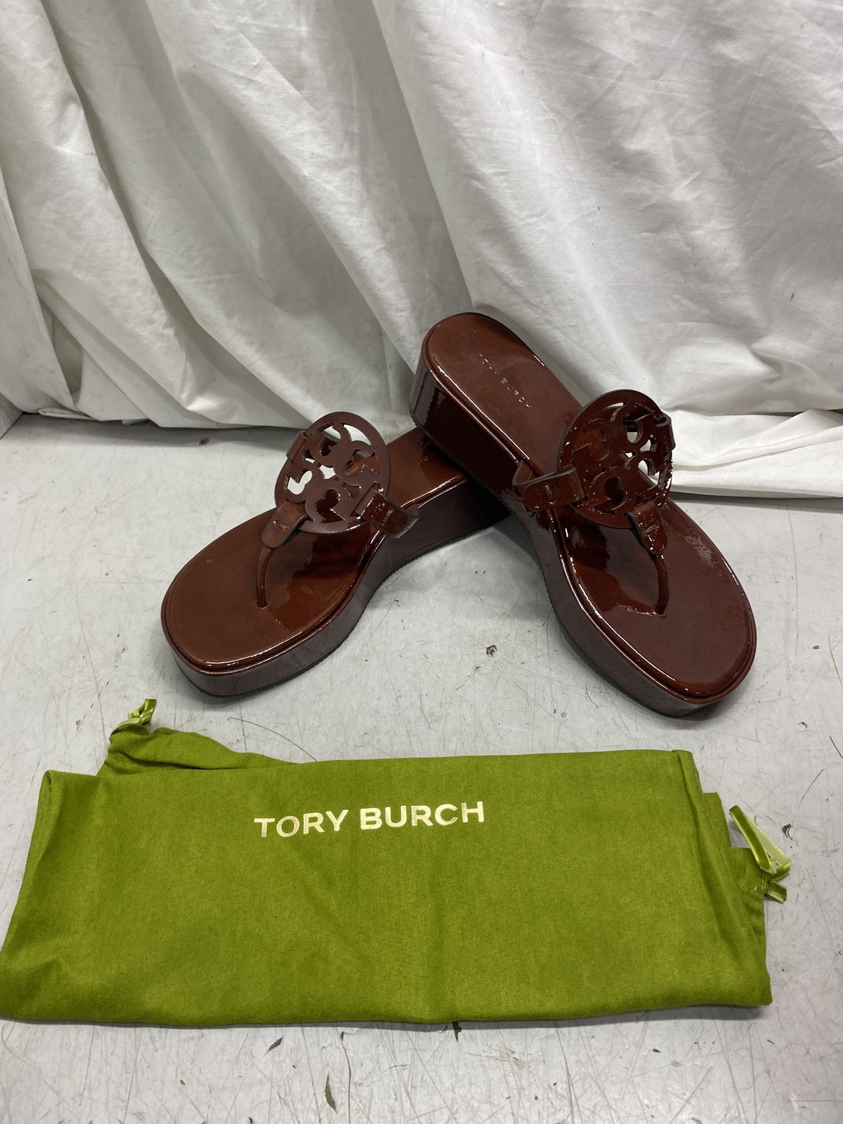 Tory Burch Miller Wedge 25MM Patent Leaether Russet Brown US W6.5