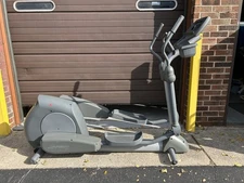 LIFE FITNESS 91XI ELLIPTICAL CROSS-TRAINER WITH NEW BATTERY IN GREAT CONDITION**