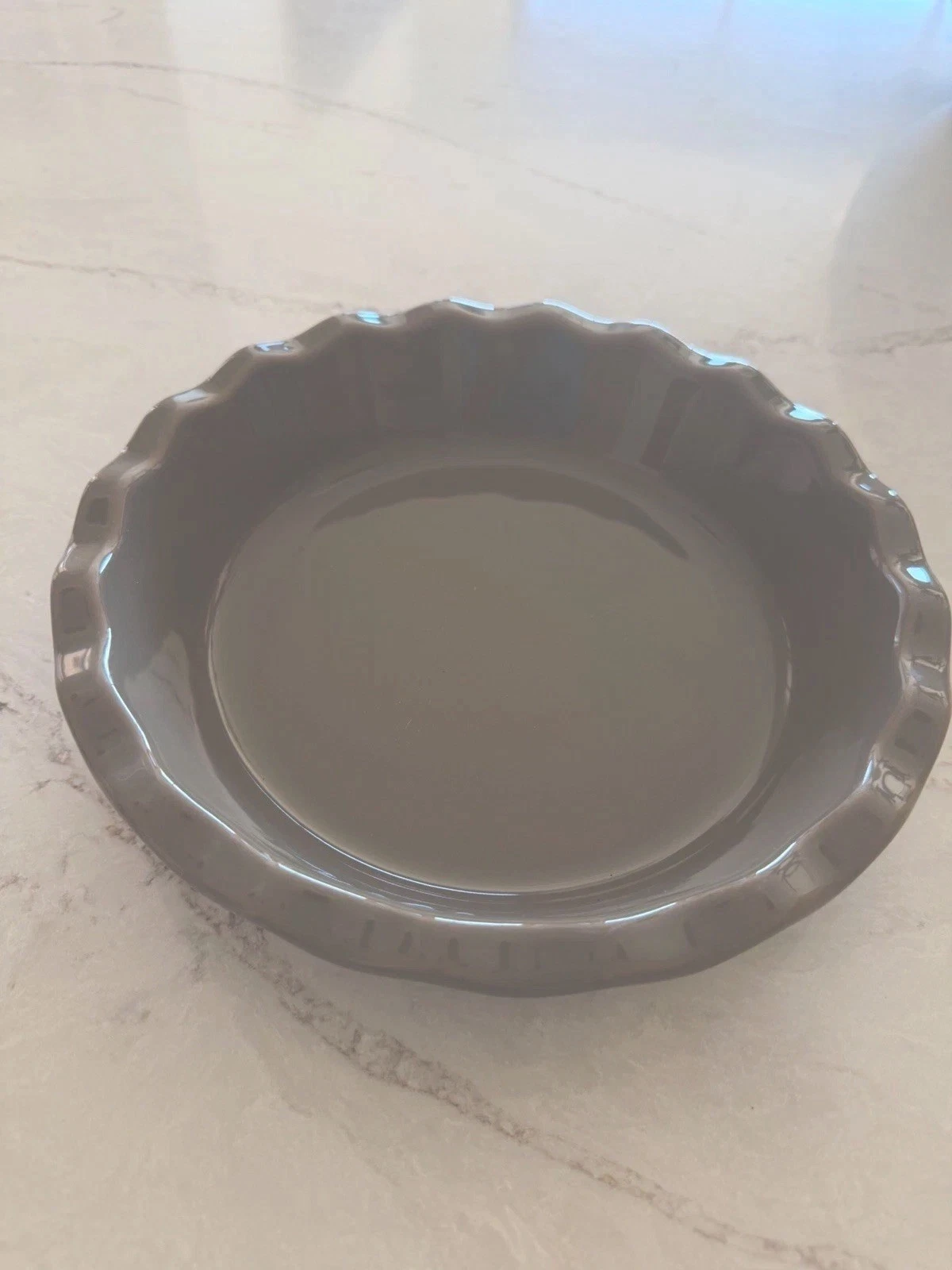 Emile Henry Pottery Pie Dish/Plate 9" French Gray-Quiche Tart-Ruffled Edge-61.31