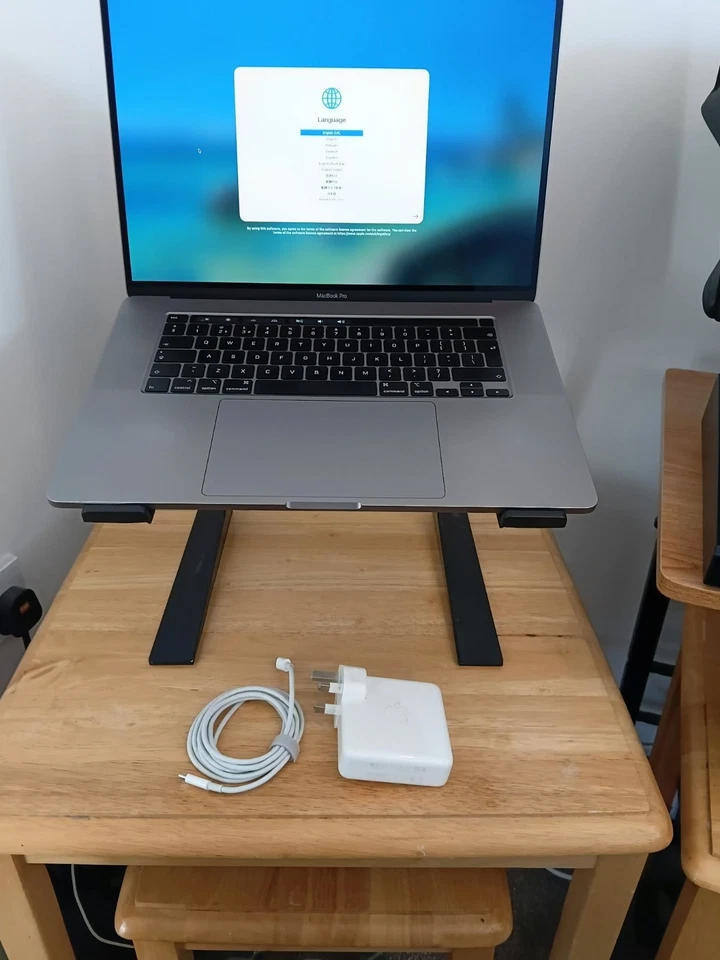 Apple MacBook Pro 16" 2019 · i7 · 32GB · 512GB, photo 3 of 5