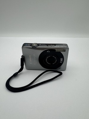 Canon PowerShot Digital ELPH SD750 7.1MP Silver Digital Camera (see details)