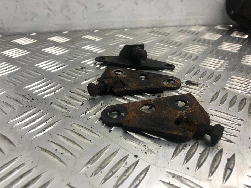 ROVER P6 2000SC 1971 paradas de dirección debajo de la caja de dirección y debajo de la rueda loca Foto 2 de 4