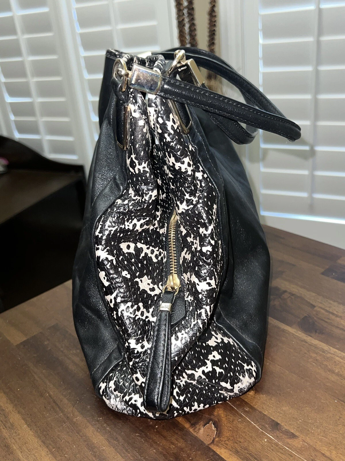 Borsa a tracolla Coach Madison Phoebe F35215 in pelle bicolore nera pitone
