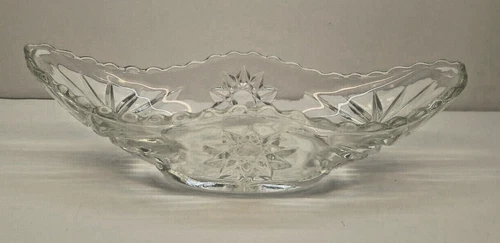 Vintage Anchor Hocking Early American Prescut Clear Glass Relish Dish