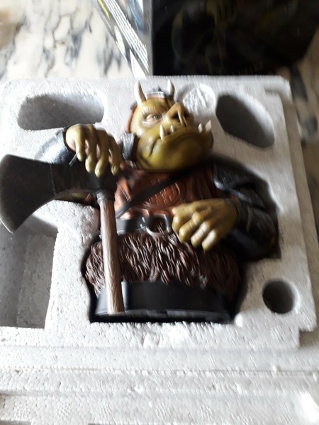 star wars guard gamorrean bust gentle giant