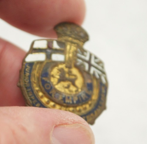 Vintage Junior Imperial Constitutional League For Empire Enamel Buttonhole Badge - Picture 8 of 8