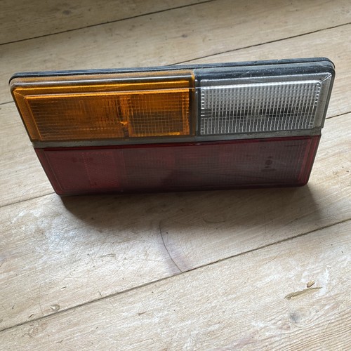 VW Polo I Derby 86 Original Rückleuchte Rücklicht Links Hella VW 861945095A