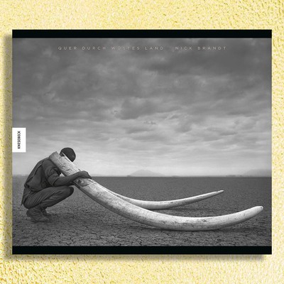 Quer durch wüstes Land von Nick Brandt. Sehr rar! Seltene Neuware!