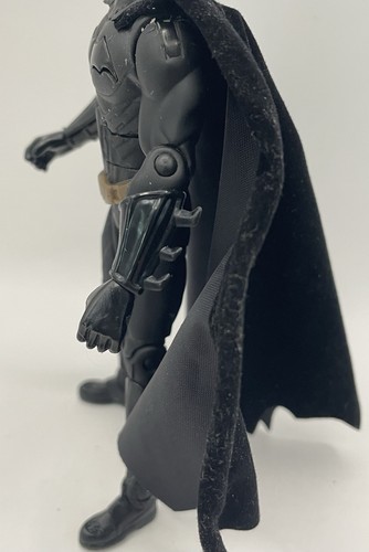 Batman Begins Movie Action Figure Exclusive Collector Edition (2005) - Picture 10 of 19