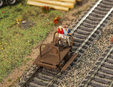 Faller 180926 Hand Power Operated Pump Wagon HO/OO Gauge (Non-Motorised)