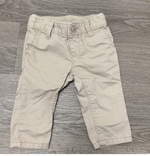 Gap Baby basic chino khaki - size 6-12 months