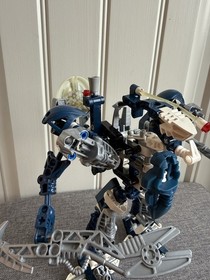 LEGO BIONICLE Krekka 8623 - 100% Complete With Disk