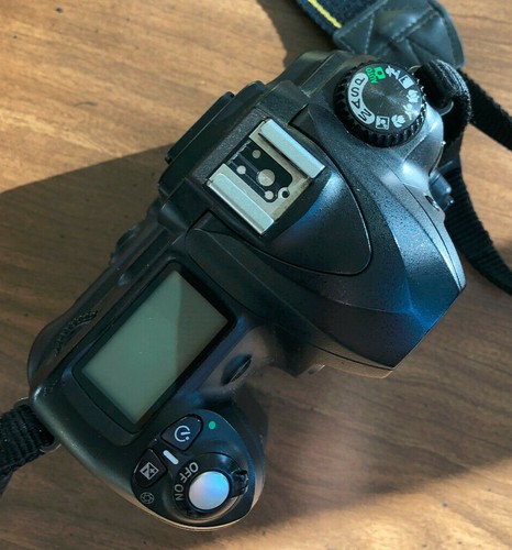 Nikon D50 Camera Body Digital SLR 6.1MP Reflex  - Parts only - Picture 3 of 7