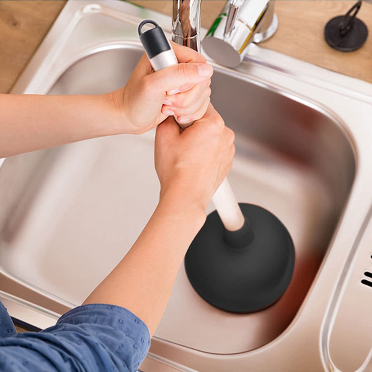 A Kitchen Sink Plunger: Ultimate Guide to Quick Drain Clearing