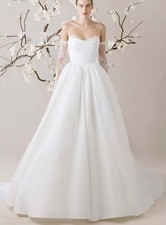 Top simple satin wedding dress wedding dress 32-60 straps buttons to measure Ivory