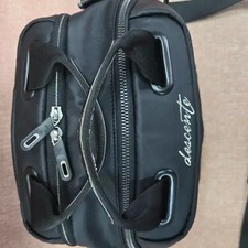 Descente Black Tote  Shoulder Golf Bag