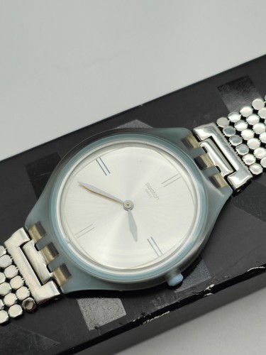 Swatch Regular Skin "Skinscreen“ (SVOM101GA) – defekt – Milanaise #242 - Bild 5 von 7