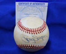 Tony Gwynn Cards and Memorabilia Guide 37