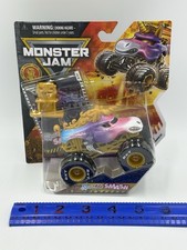 2026 Monster Jam Sparkle Smash with Trophy and Card Series 01