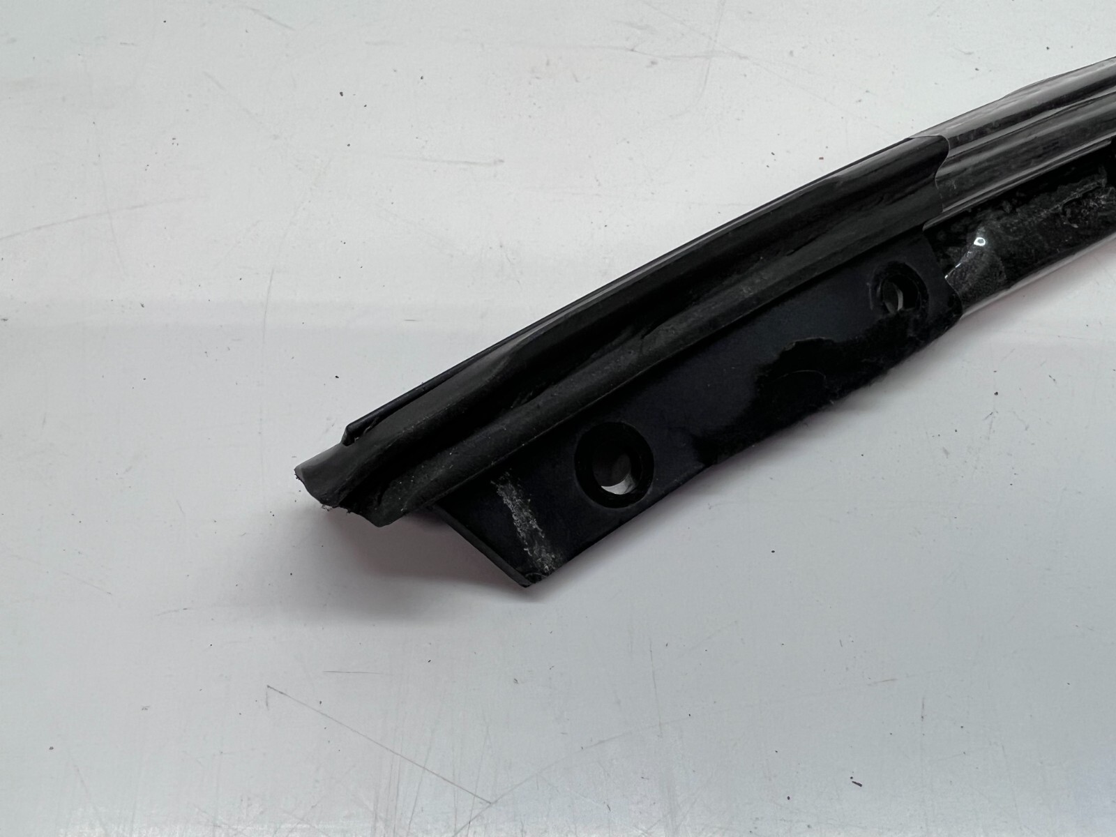 LAMBORGHINI HURACAN LP610 580 COUPE DRIVER LEFT LH SIDE ROOF SEAL OEM 4T0837439